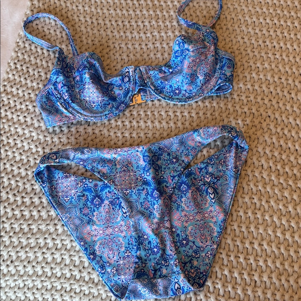 Kulani Kinis Paisley Print Bikini set